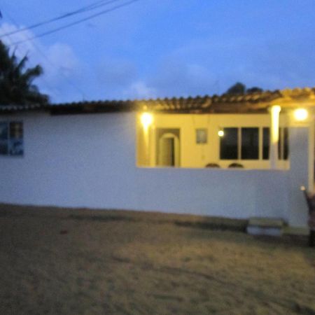 Anicia Beach House Negombo Kültér fotó