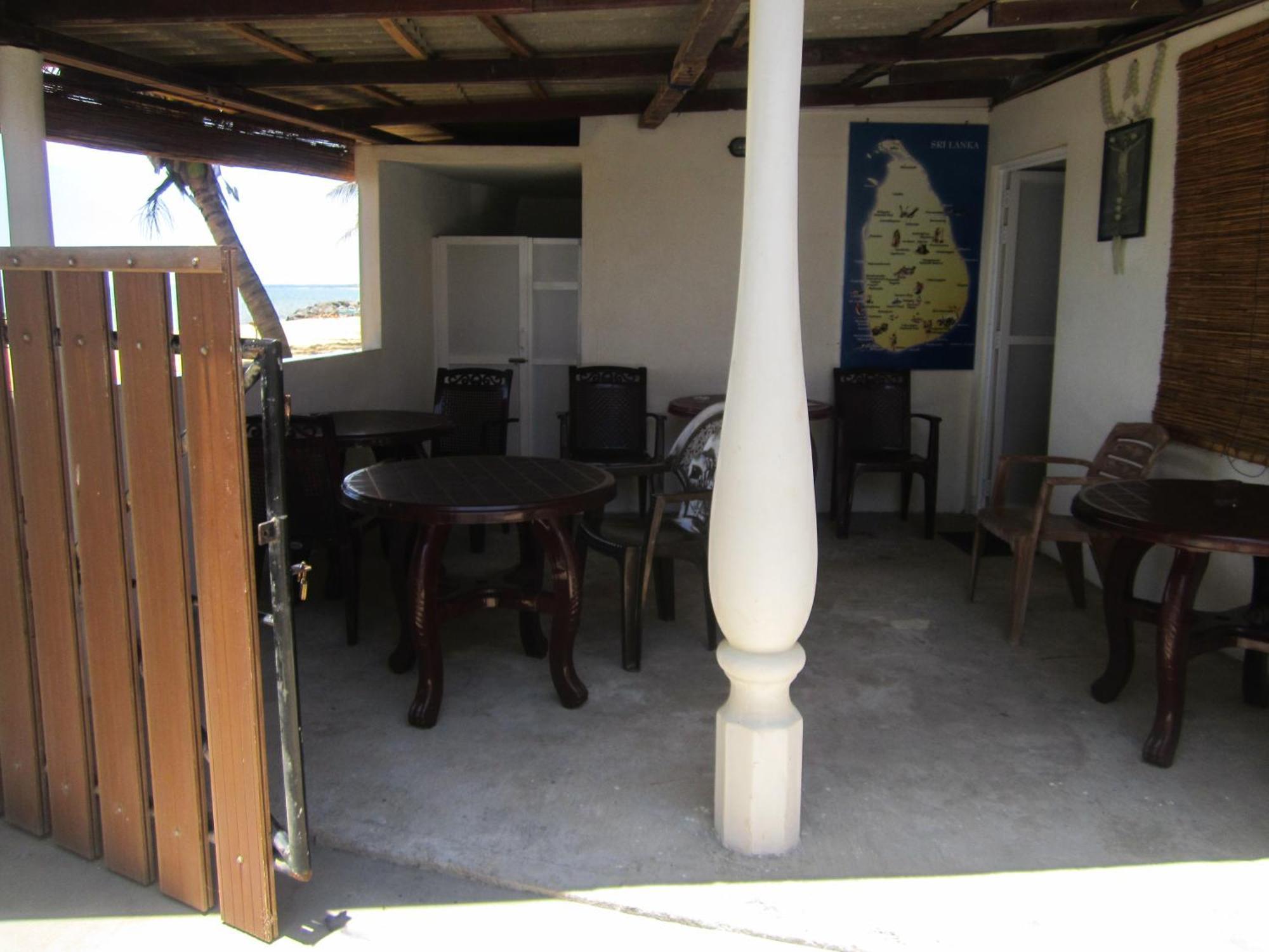 Anicia Beach House Negombo Kültér fotó