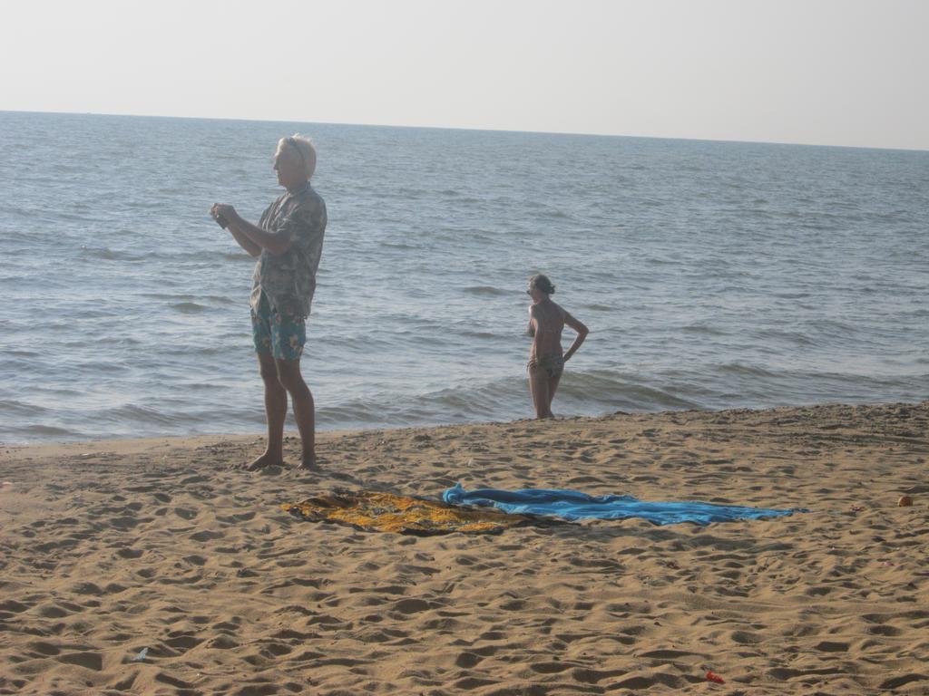 Anicia Beach House Negombo Kültér fotó