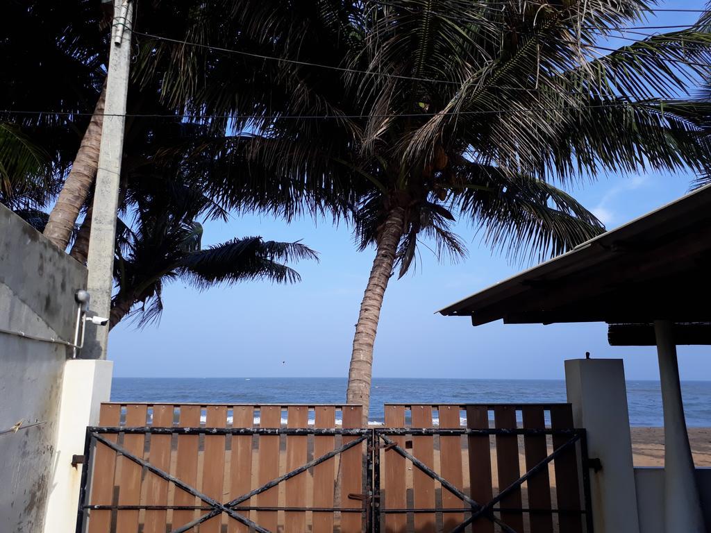 Anicia Beach House Negombo Kültér fotó