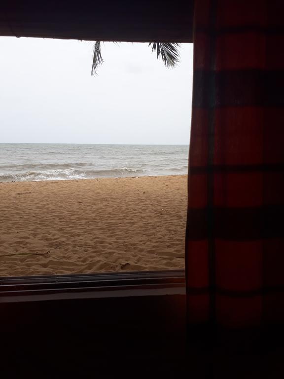 Anicia Beach House Negombo Kültér fotó