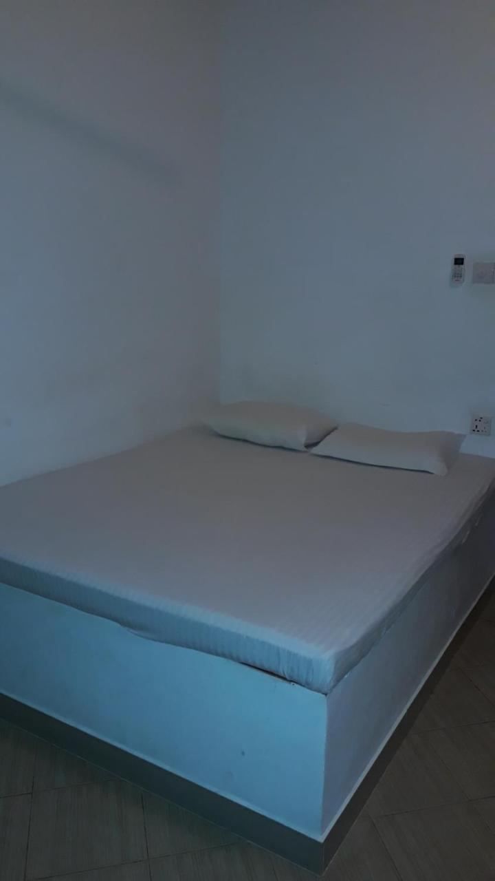Anicia Beach House Negombo Kültér fotó