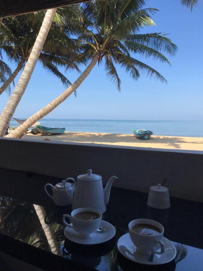 Anicia Beach House Negombo Kültér fotó