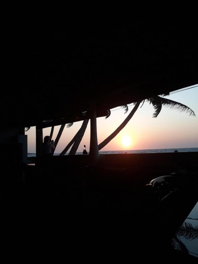 Anicia Beach House Negombo Kültér fotó